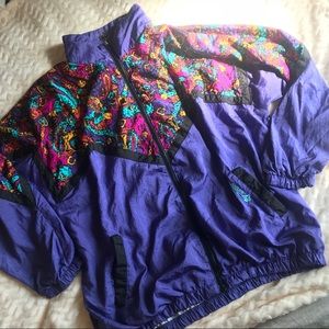 V T G | 90s style windbreaker